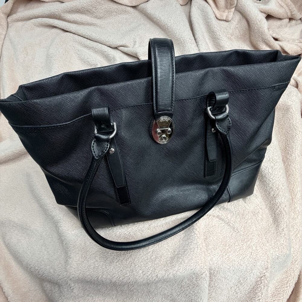 Tumi Villa Turin Black Leather Large Shopper Tote Bag Padlock Shoulder Work - Picture 2 of 13